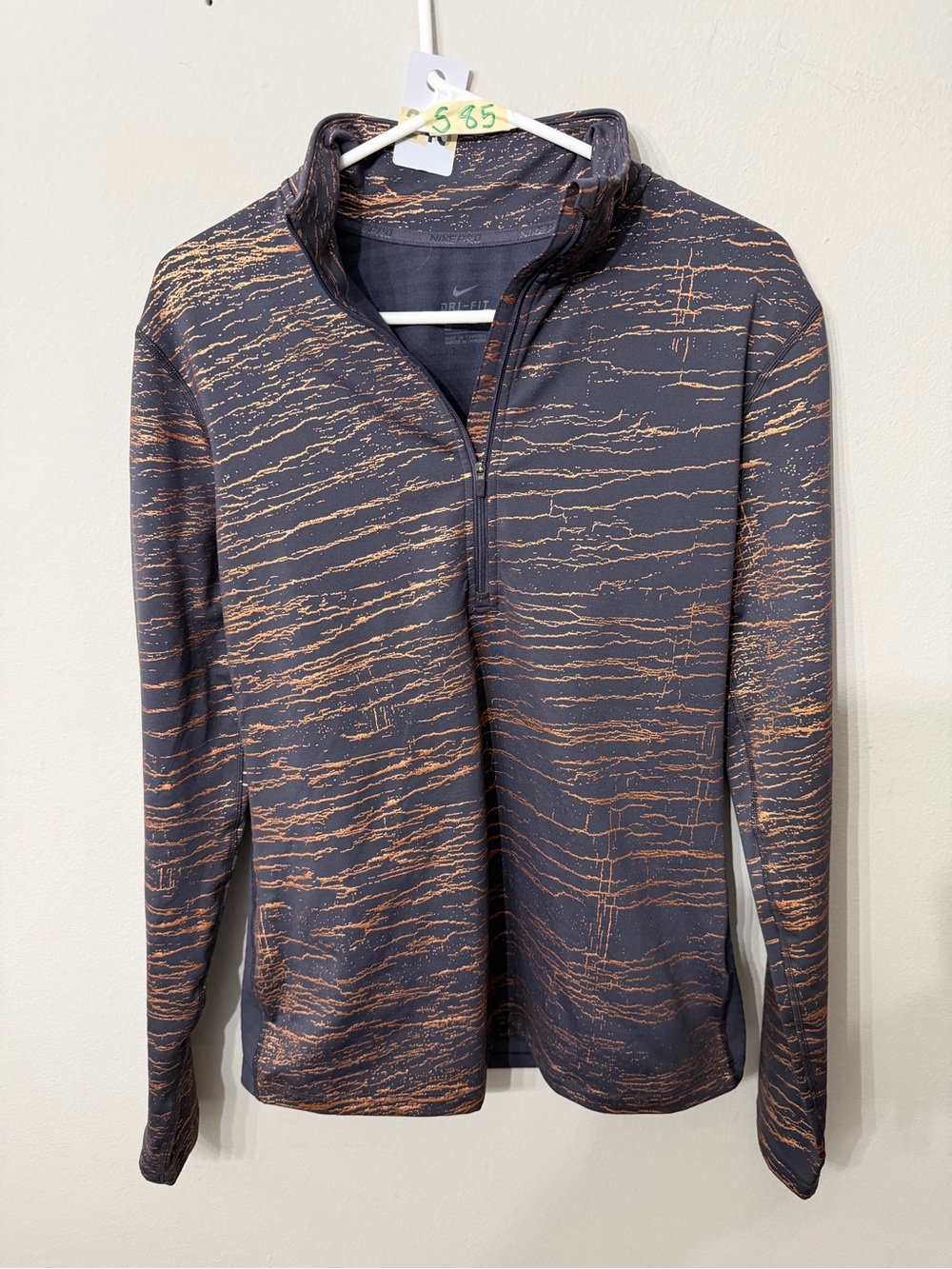 Women’s Nike Quarter-Zip Performance Sweater - Black with Copper Pattern Size L